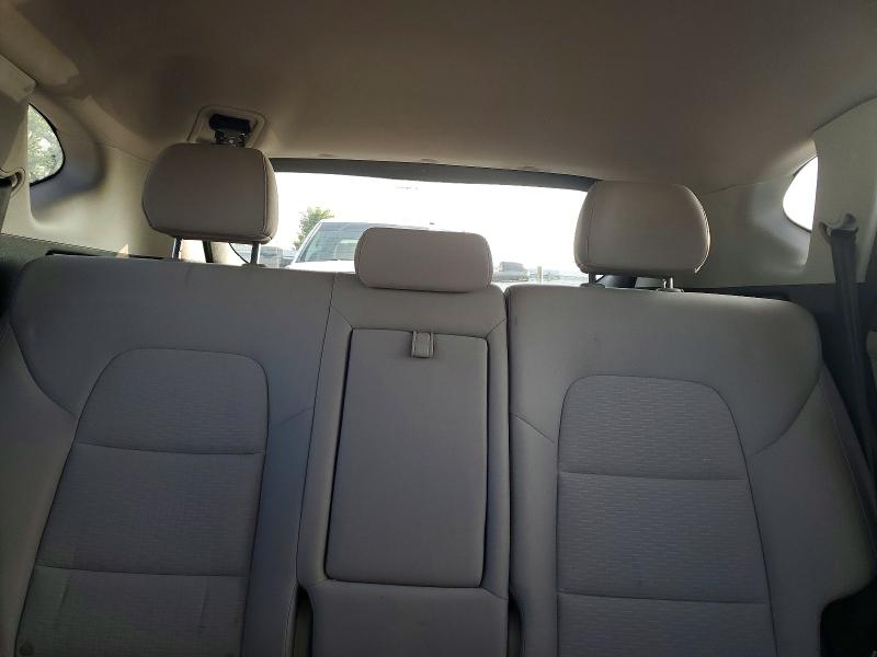 Photo 10 from auction – 2019 HYUNDAI TUCSON with VIN KM8J2CA43KU931858