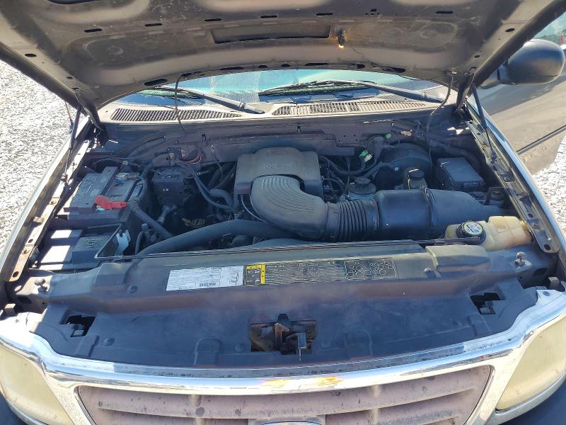 Zdjęcie 11 z aukcji – 2003 FORD F150 z VIN 1FTRF17W13NB73975