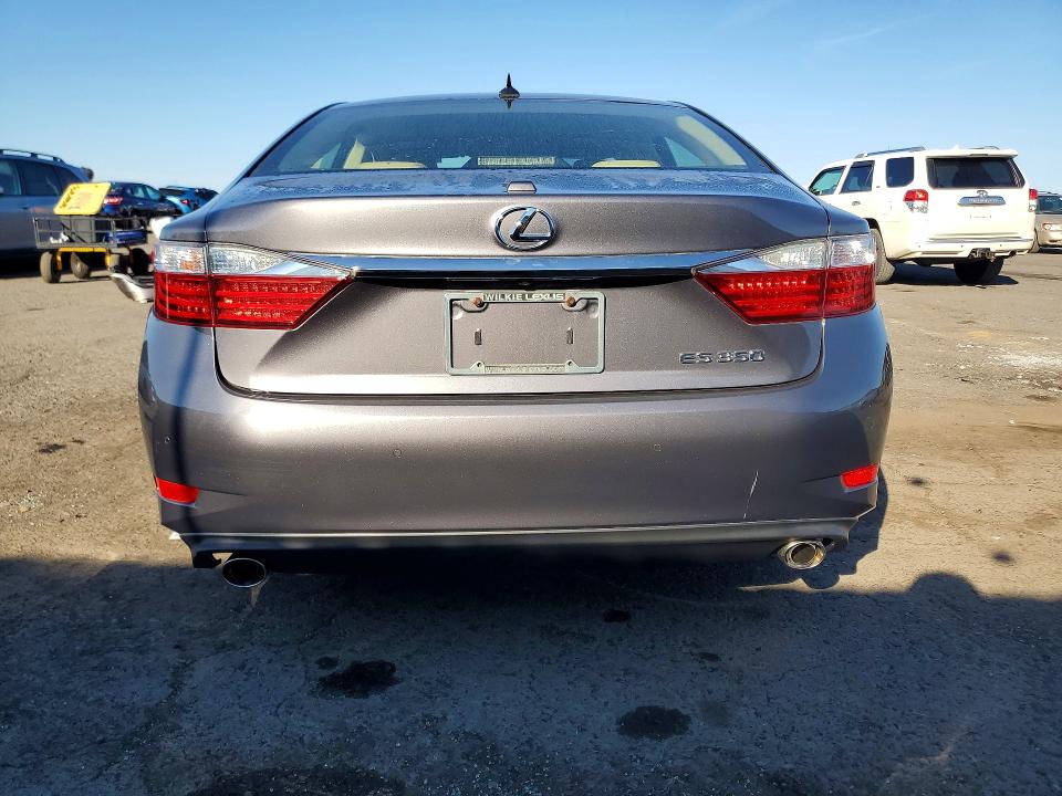 صورة رقم 6 من المزاد - 2014 LEXUS ES مع VIN JTHBK1GG5E2151454