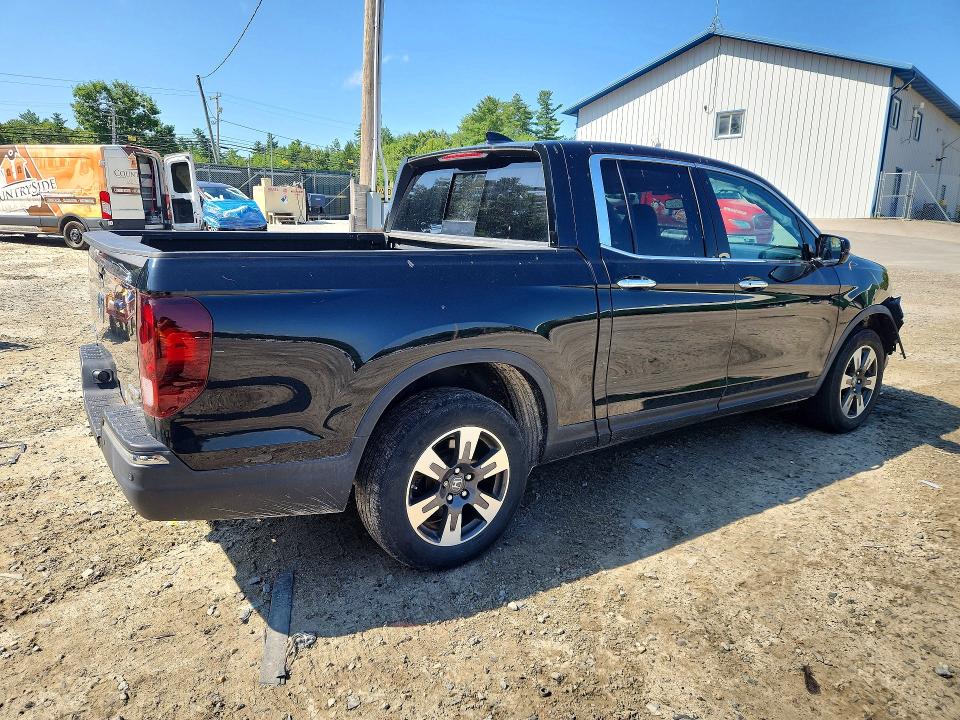 Photo 3 from auction – 2019 HONDA RIDGELINE with VIN 5FPYK3F79KB033674