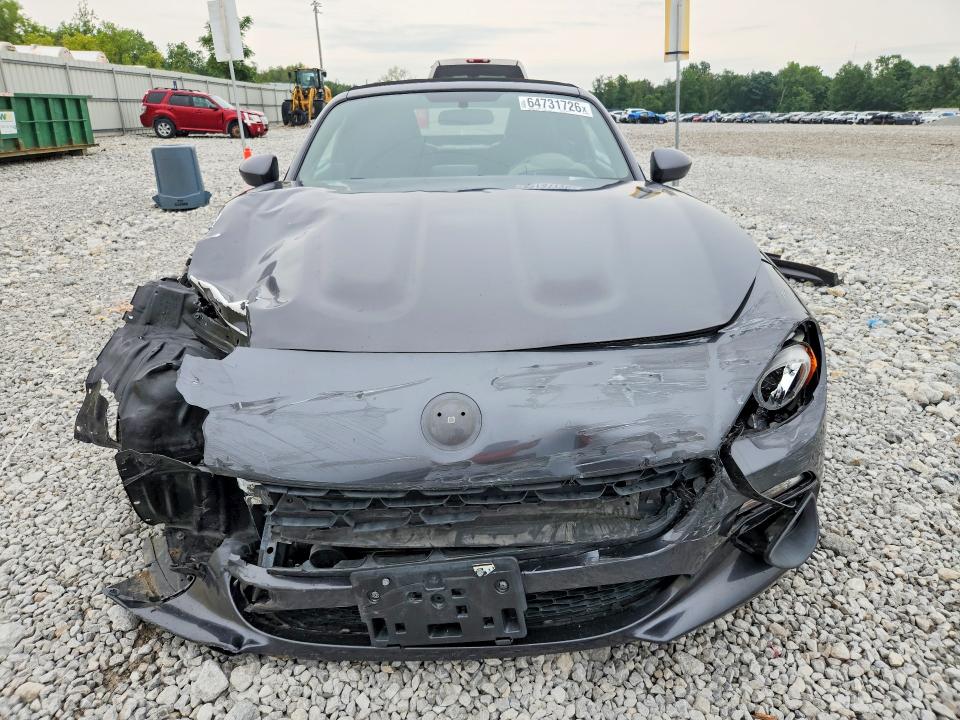 Photo 5 from auction – 2018 FIAT 124 SPIDER with VIN JC1NFAEK8J0138307