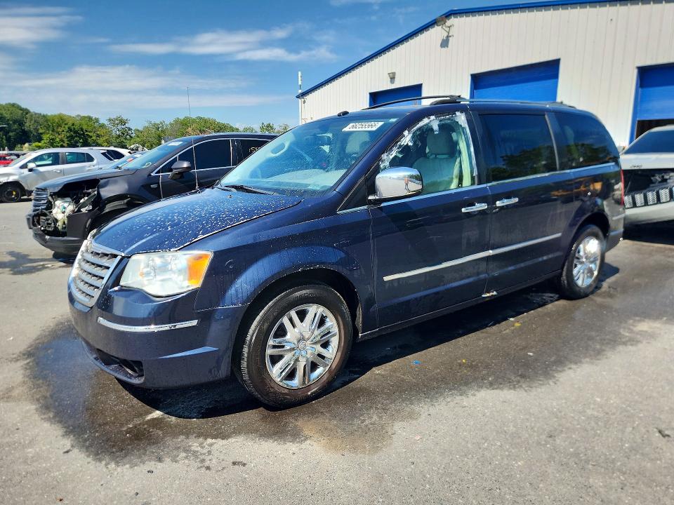 2009 CHRYSLER TOWN & COUNTRY - Търг №66255566