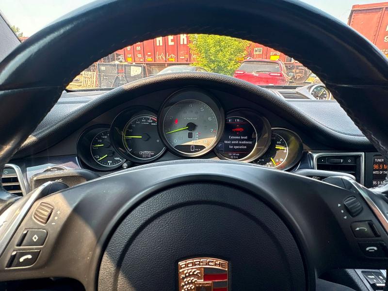 Photo 8 from auction – 2014 PORSCHE PANAMERA with VIN WP0AD2A72EL044989