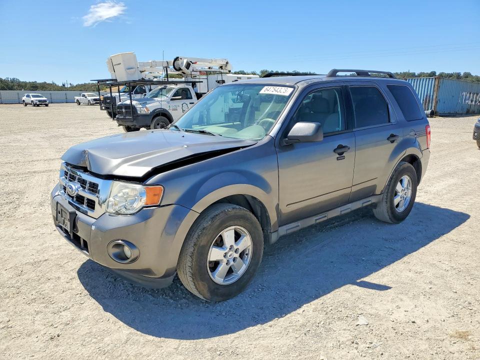 FORD ESCAPE 2012 with VIN 1FMCU0DG3CKB67952 - Photo from auction