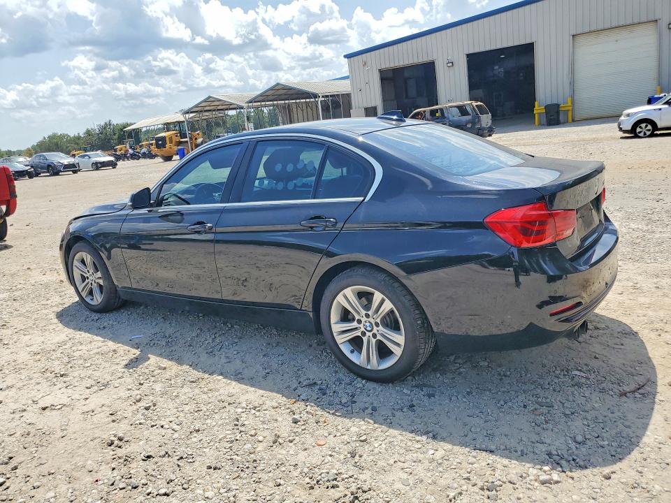 Photo 2 from auction – 2017 BMW 330 with VIN WBA8B9G34HNU52918