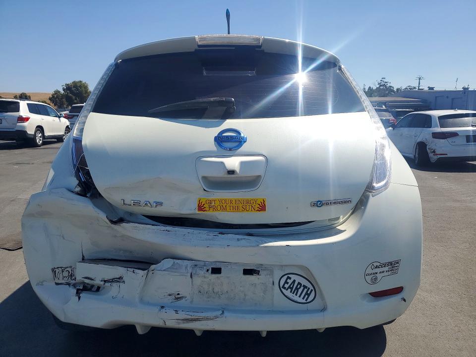 Photo 6 from auction – 2012 NISSAN LEAF with VIN JN1AZ0CP9CT019865