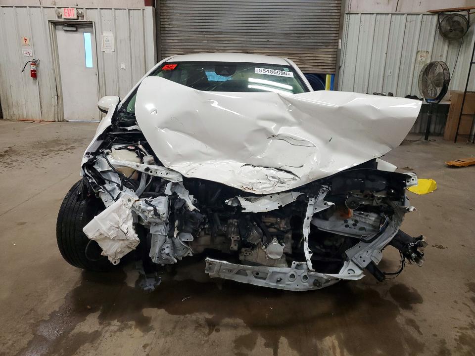 Photo 5 from auction – 2020 TOYOTA COROLLA with VIN JTDEPRAE5LJ116115