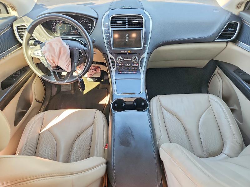 Photo 8 from auction – 2017 LINCOLN MKX with VIN 2LMPJ6KRXHBL16249