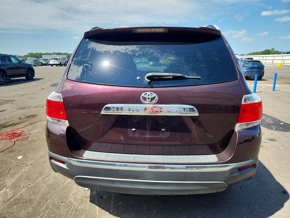صورة رقم 6 من المزاد - 2013 TOYOTA HIGHLANDER مع VIN 5TDZK3EH9DS132274