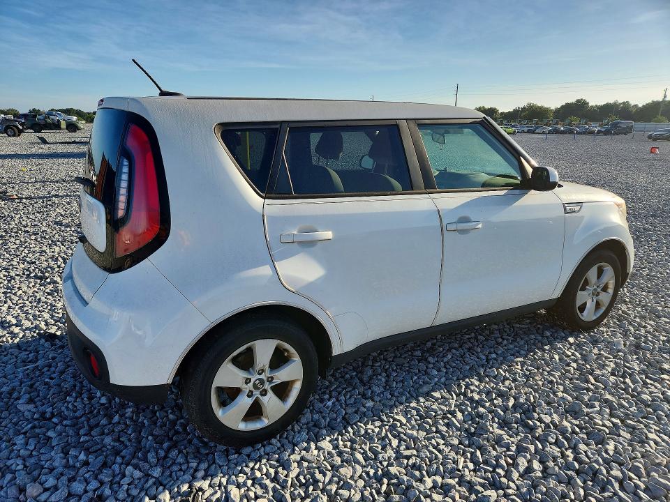 Photo 3 from auction – 2017 KIA SOUL with VIN KNDJN2A22H7455002