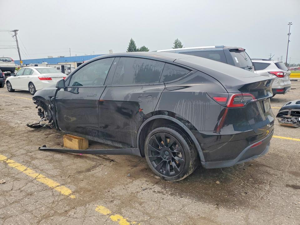 Фото 2 с аукциона – 2021 TESLA MODEL Y с VIN 5YJYGDEE9MF183979