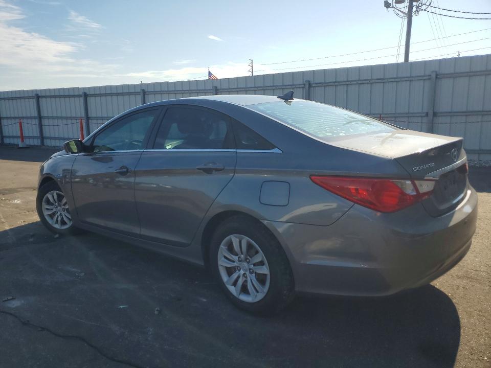 Фото 2 с аукциона – 2011 HYUNDAI SONATA с VIN 5NPEB4AC1BH044983