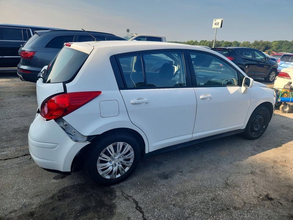 Photo 3 from auction – 2011 NISSAN VERSA with VIN 3N1BC1CP3BL364386