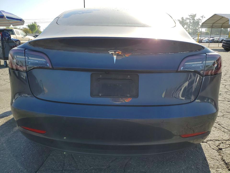 Photo 6 from auction – 2022 TESLA MODEL 3 with VIN 5YJ3E1EA9NF375173