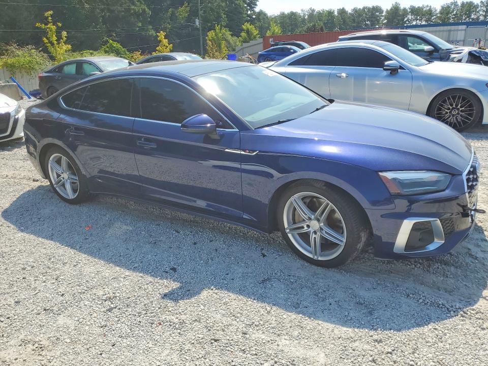 Photo 4 from auction – 2021 AUDI A5 with VIN WAUDACF55MA011642