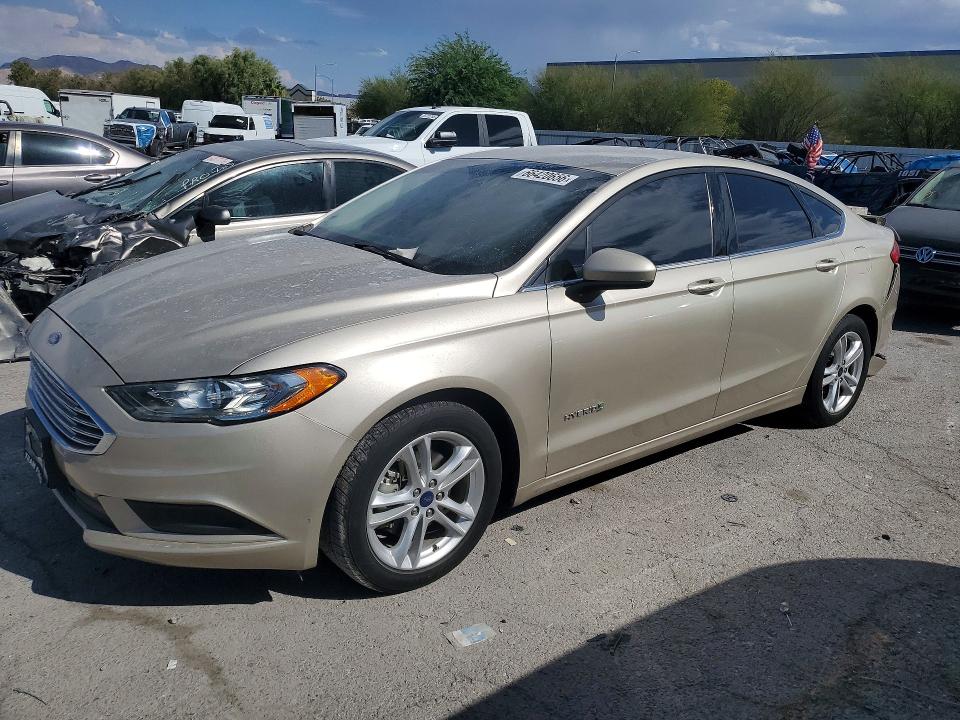 FORD FUSION 2018 with VIN 3FA6P0LU0JR191883 - Photo from auction