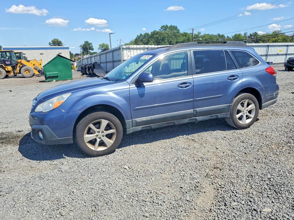 SUBARU OUTBACK 2014 with VIN 4S4BRBLC5E3240503 - Photo from auction