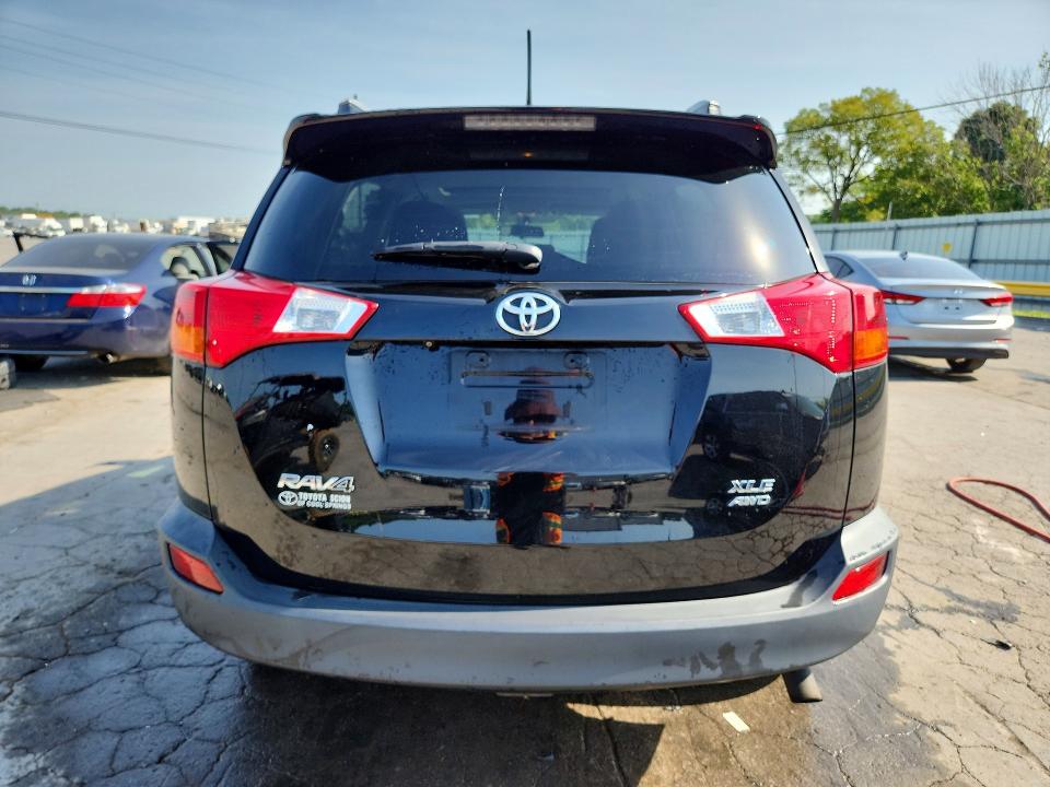 Foto 6 de la subasta – 2015 TOYOTA RAV4 con VIN 2T3RFREV5FW284289
