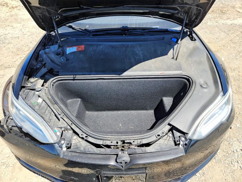 Photo 11 from auction – 2016 TESLA MODEL S with VIN 5YJSA1E19GF151802