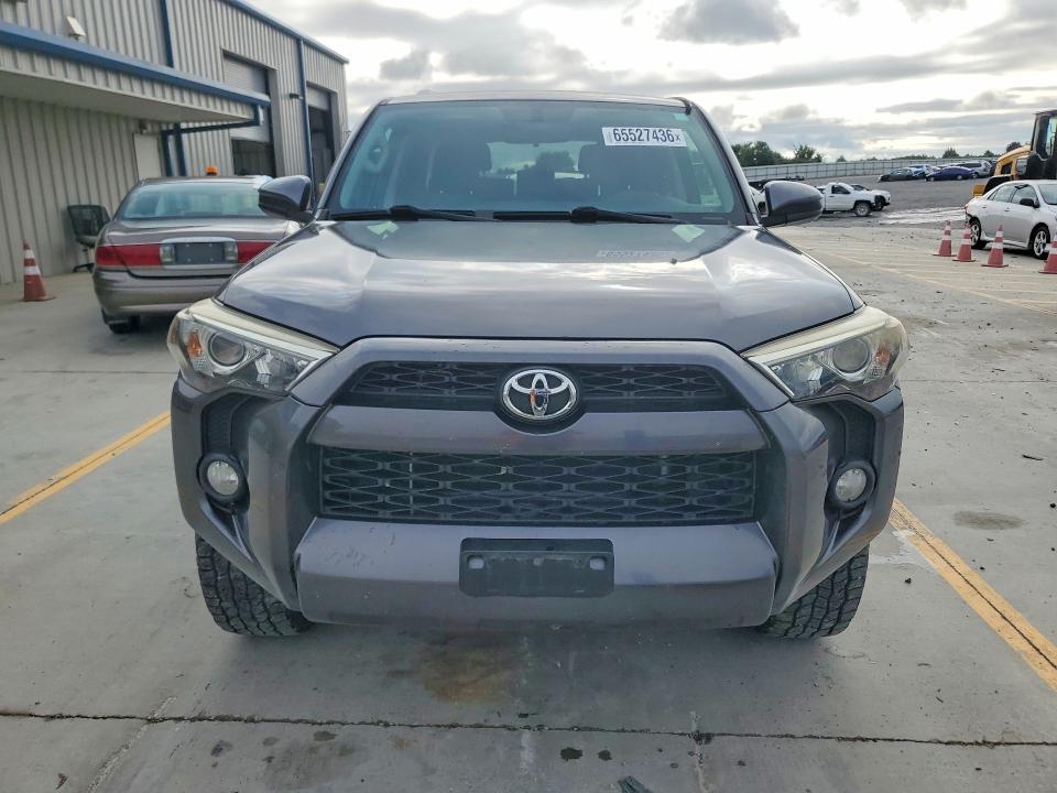 Photo 5 from auction – 2016 TOYOTA 4RUNNER with VIN JTEBU5JR7G5349639