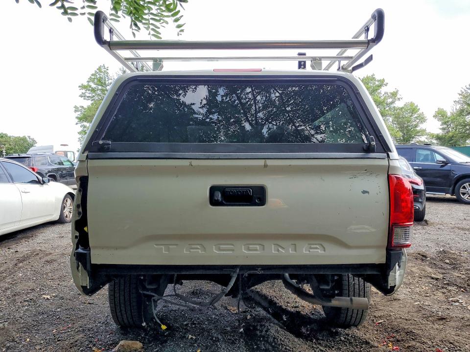 Photo 6 from auction – 2023 TOYOTA TACOMA with VIN 3TYRX5GN8PT072545