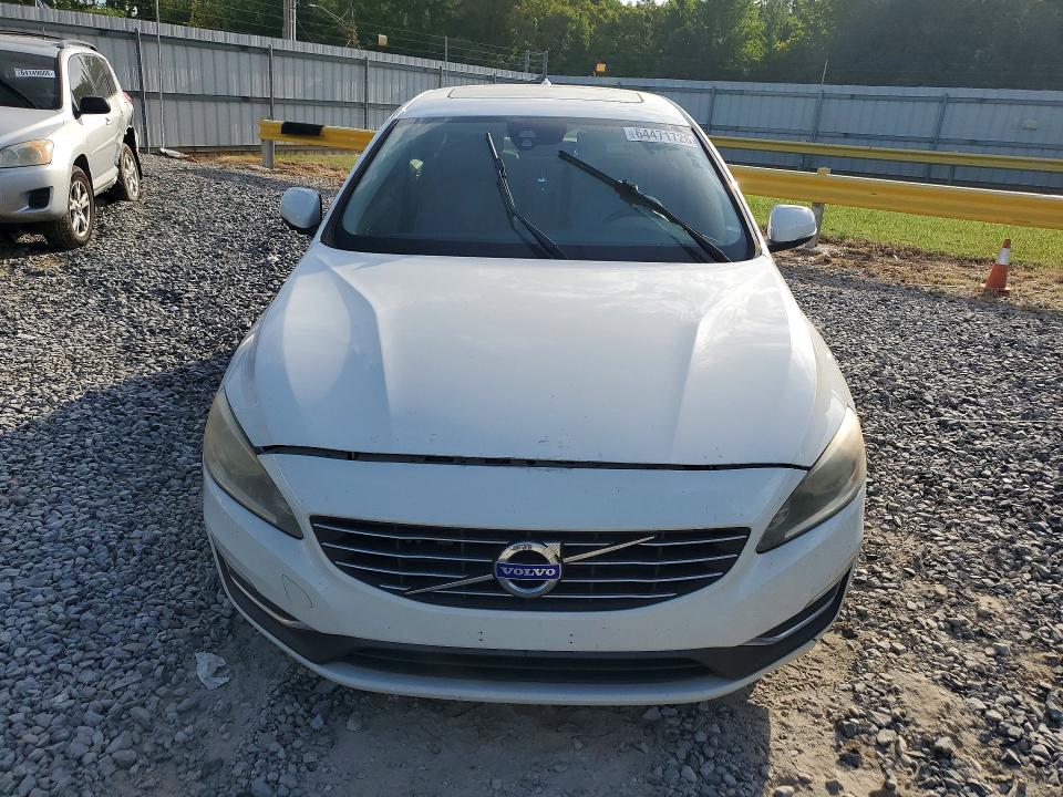 Photo 5 from auction – 2015 VOLVO S60 with VIN YV126MFK9F2356154
