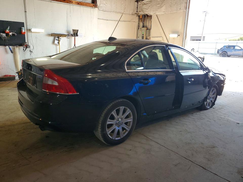 Photo 3 from auction – 2011 VOLVO S80 with VIN YV1952AS2B1136545