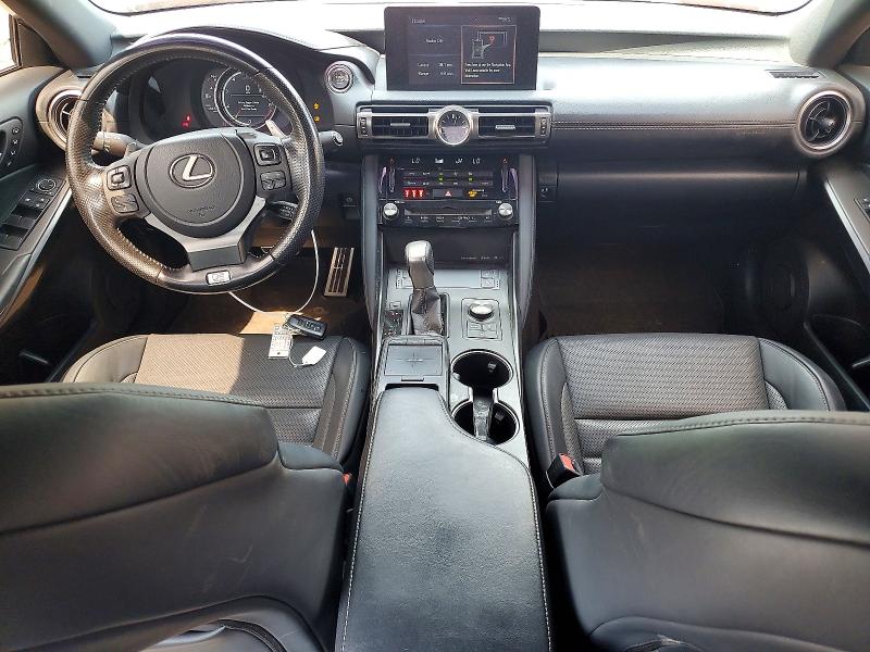 Photo 8 from auction – 2022 LEXUS IS with VIN JTHGZ1E22N5026516