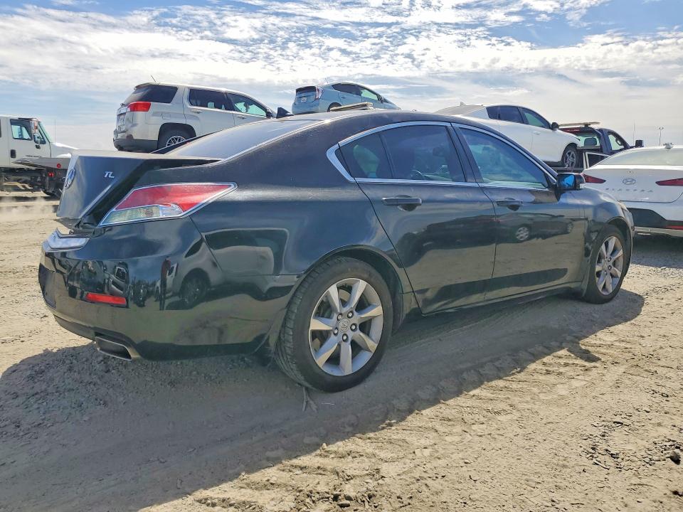 Foto 3 de la subasta – 2012 ACURA TL con VIN 19UUA8F26CA011607