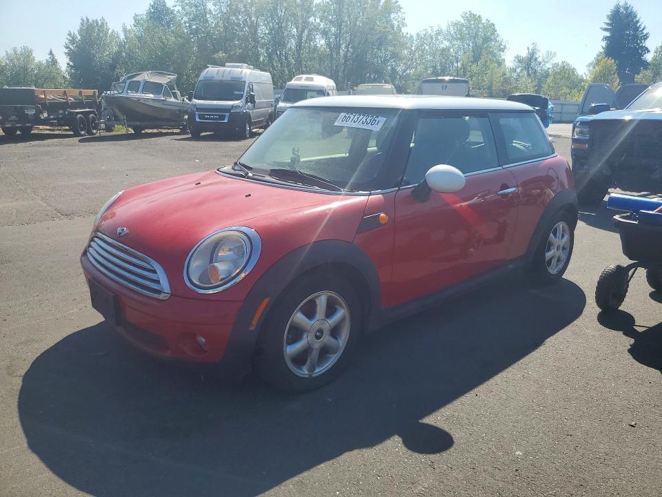 MINI COOPER 2010 with VIN WMWMF3C59ATZ61699 - Photo from auction