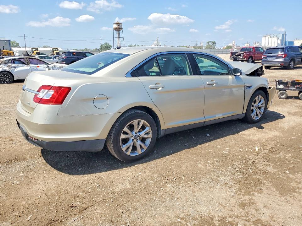 صورة رقم 3 من المزاد - 2010 FORD TAURUS مع VIN 1FAHP2EW7AG129505