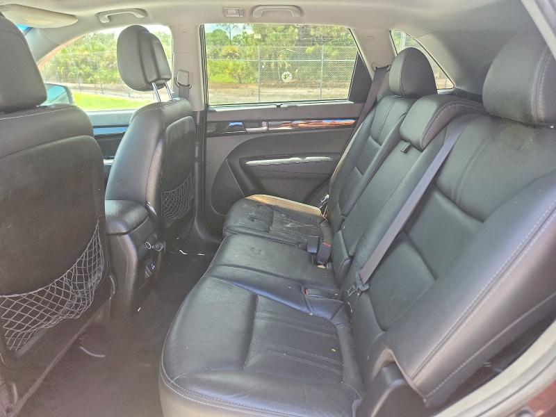 Photo 11 from auction – 2015 KIA SORENTO with VIN 5XYKW4A76FG649461
