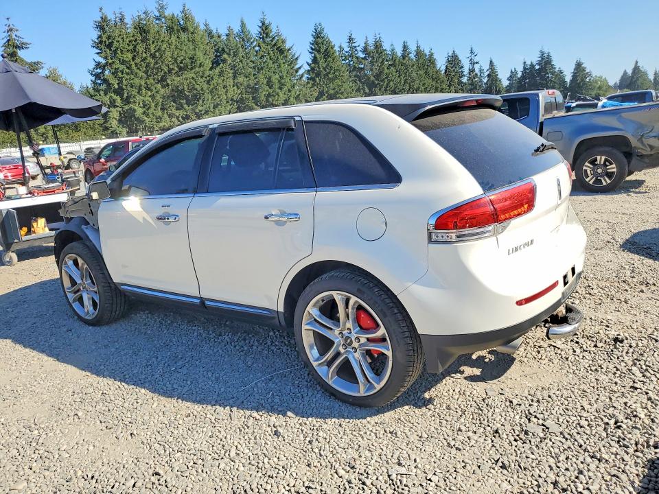 Photo 2 from auction – 2013 LINCOLN MKX with VIN 2LMDJ8JK8DBL19289