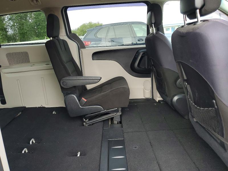 Photo 11 from auction – 2016 DODGE GRAND CARAVAN with VIN 2C4RDGCG9GR333679