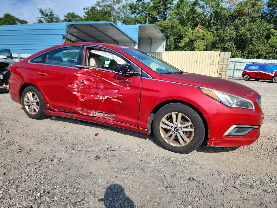 Photo 4 from auction – 2017 HYUNDAI SONATA SE with VIN 5NPE24AF5HH593749