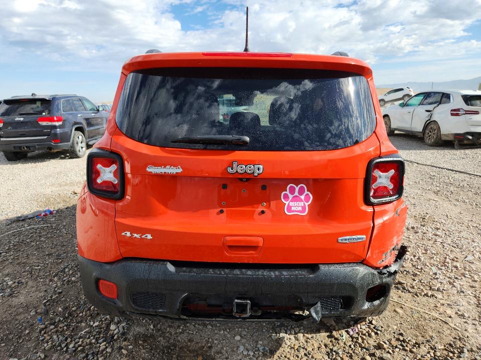 Photo 6 from auction – 2018 JEEP RENEGADE with VIN ZACCJBBB1JPH60194