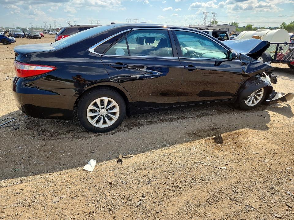 Photo 3 from auction – 2015 TOYOTA CAMRY with VIN 4T4BF1FK0FR488696