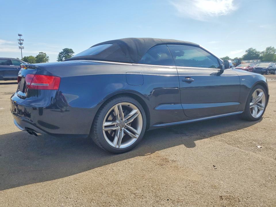 Photo 3 from auction – 2012 AUDI S5 with VIN WAUCGAFH1CN005627