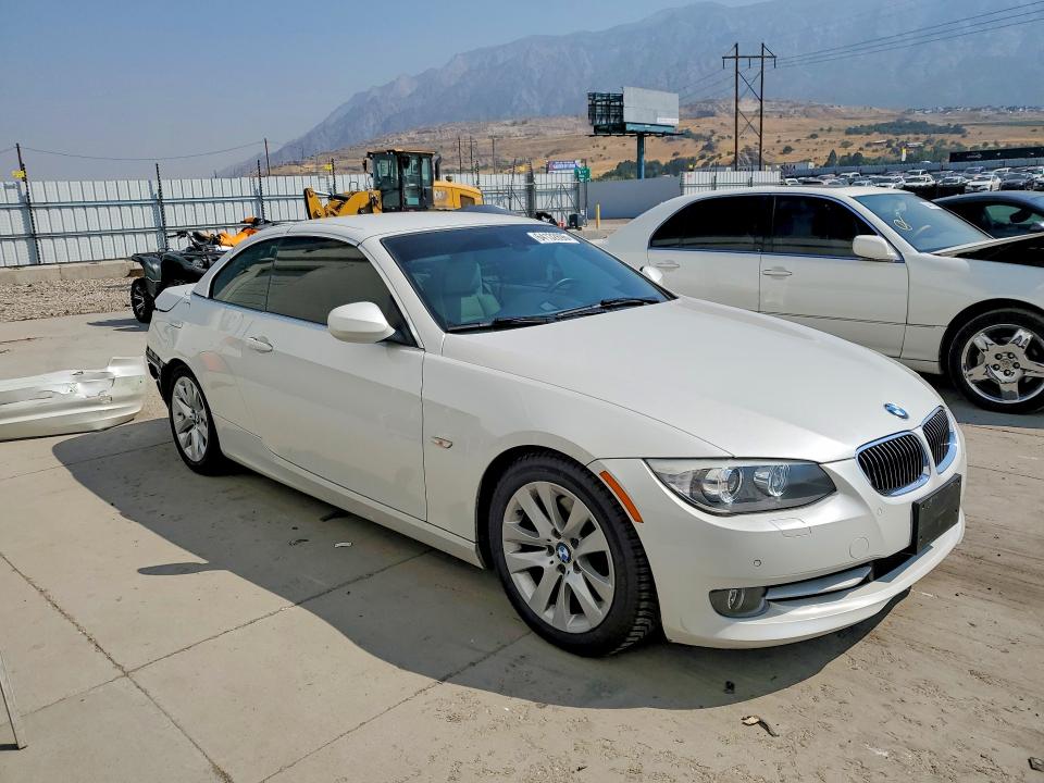 Photo 4 from auction – 2013 BMW 328 with VIN WBADW3C56DJ527191