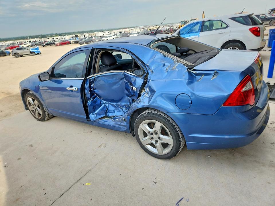 Photo 2 from auction – 2010 FORD FUSION with VIN 3FAHP0HA1AR201621