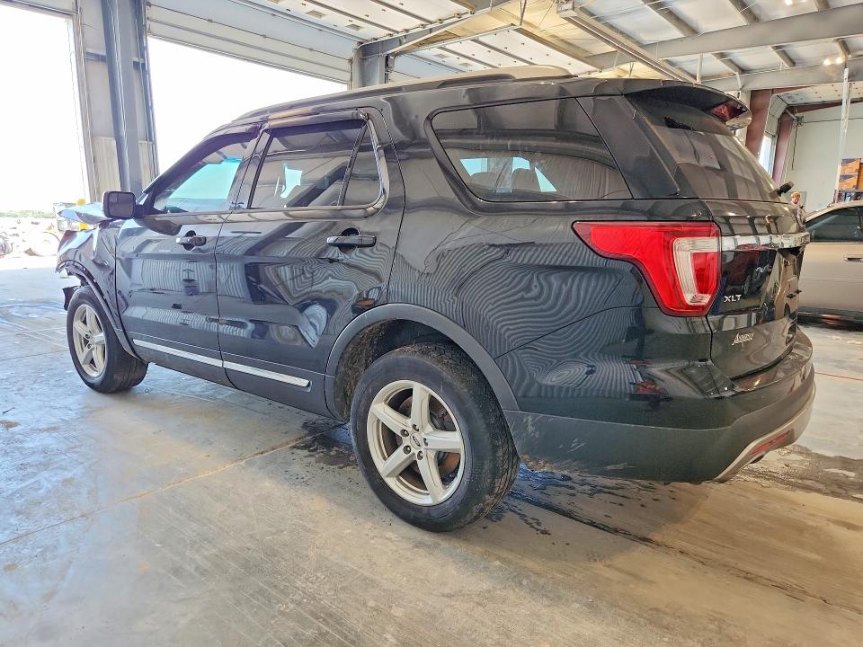 Photo 2 from auction – 2016 FORD EXPLORER with VIN 1FM5K8D88GGC02693