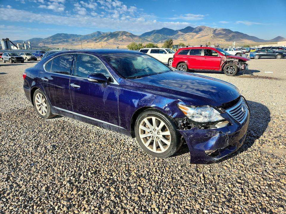 Photo 4 from auction – 2010 LEXUS LS with VIN JTHCL5EF6A5007567