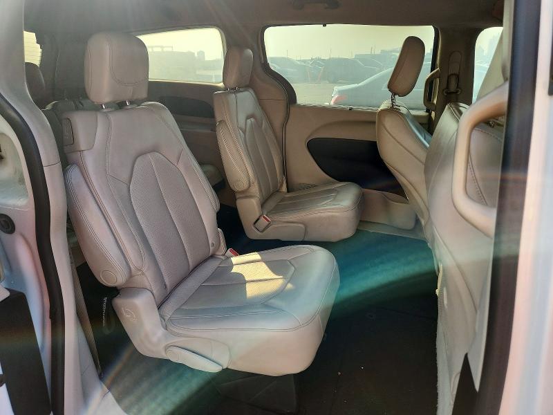 Photo 11 from auction – 2021 CHRYSLER VOYAGER with VIN 2C4RC1DG5MR532920
