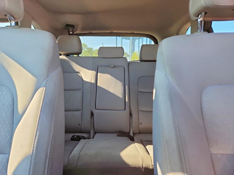 Photo 10 from auction – 2018 HYUNDAI TUCSON with VIN KM8J33A4XJU808912