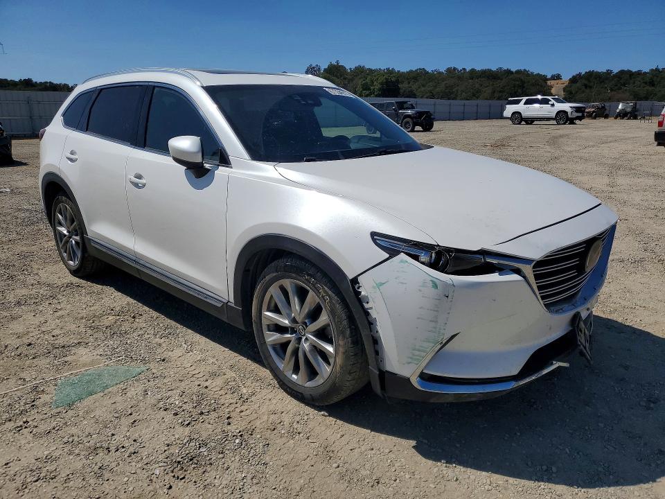 Photo 4 from auction – 2017 MAZDA CX-9 with VIN JM3TCBDY8H0143247