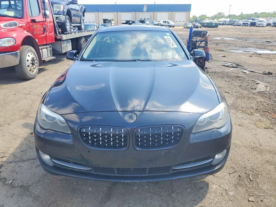 Photo 5 from auction – 2011 BMW 535 with VIN WBAFU7C59BC878183
