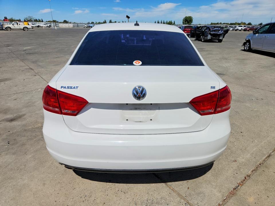 Photo 6 from auction – 2012 VOLKSWAGEN PASSAT with VIN 1VWBP7A32CC097322