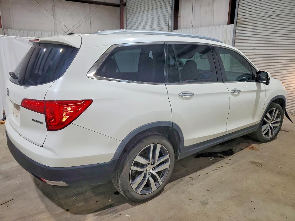 Photo 3 from auction – 2018 HONDA PILOT with VIN 5FNYF5H97JB002042