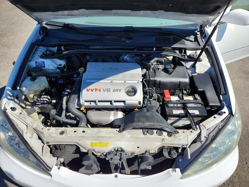 Photo 11 from auction – 2005 TOYOTA CAMRY with VIN 4T1BF32K65U612660