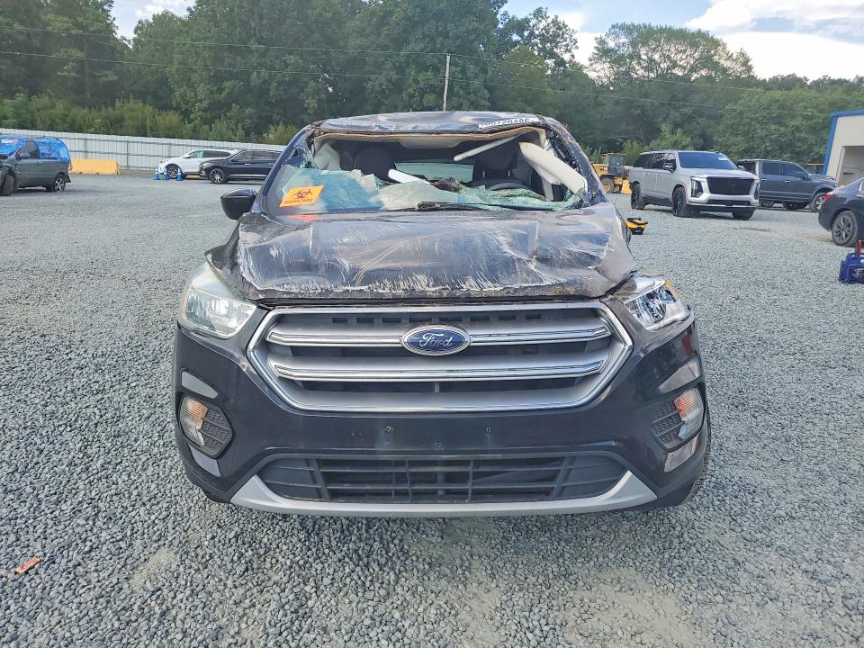 Photo 5 from auction – 2017 FORD ESCAPE with VIN 1FMCU9GD8HUD17040
